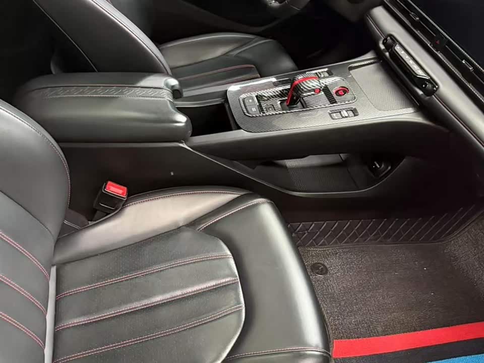 Trumpchi Shadow Leopard