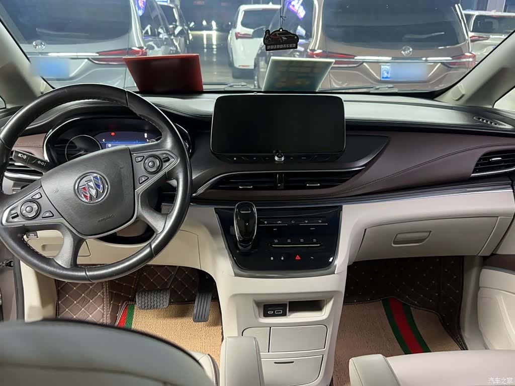 Buick GL8, 2021 10