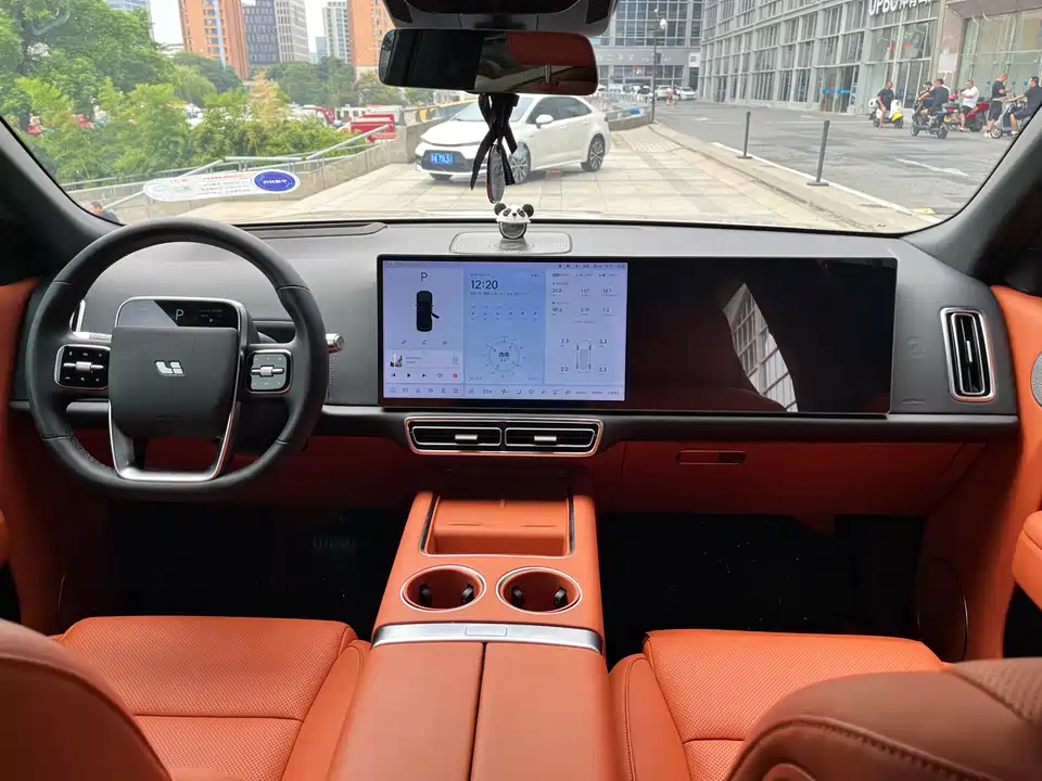 Li Auto Ideal L8