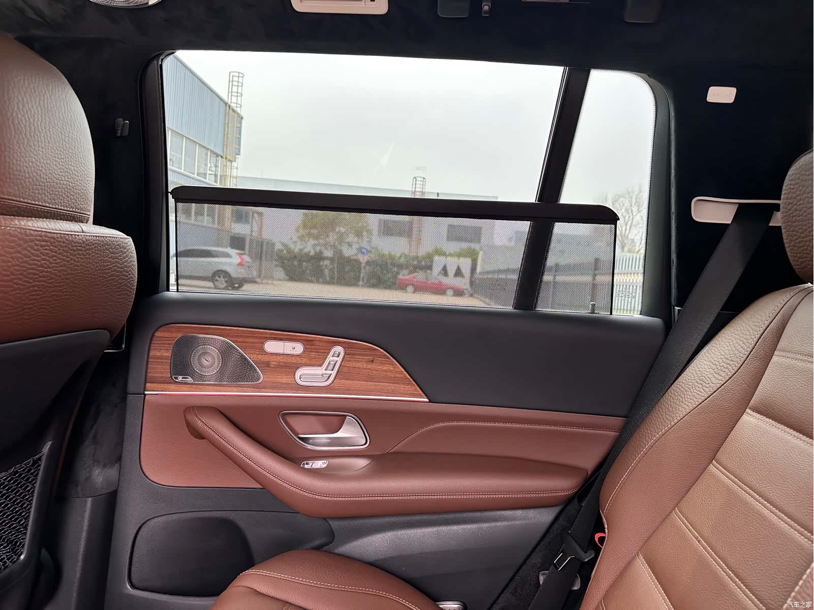 Mercedes-Benz GLS, 2024 13