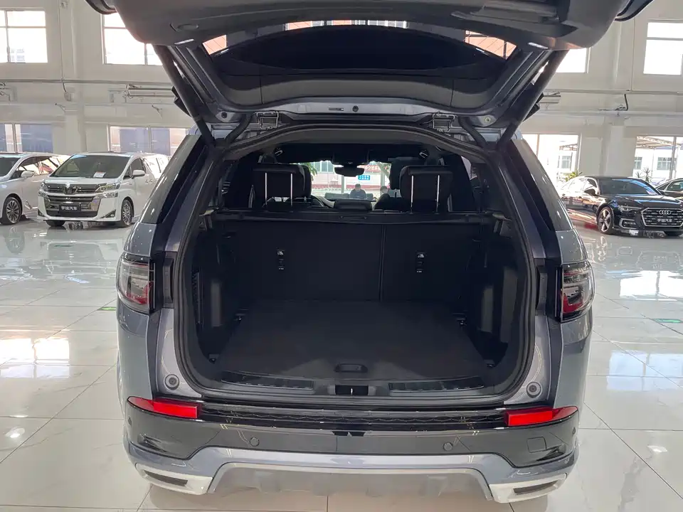 Land Rover Discover sports