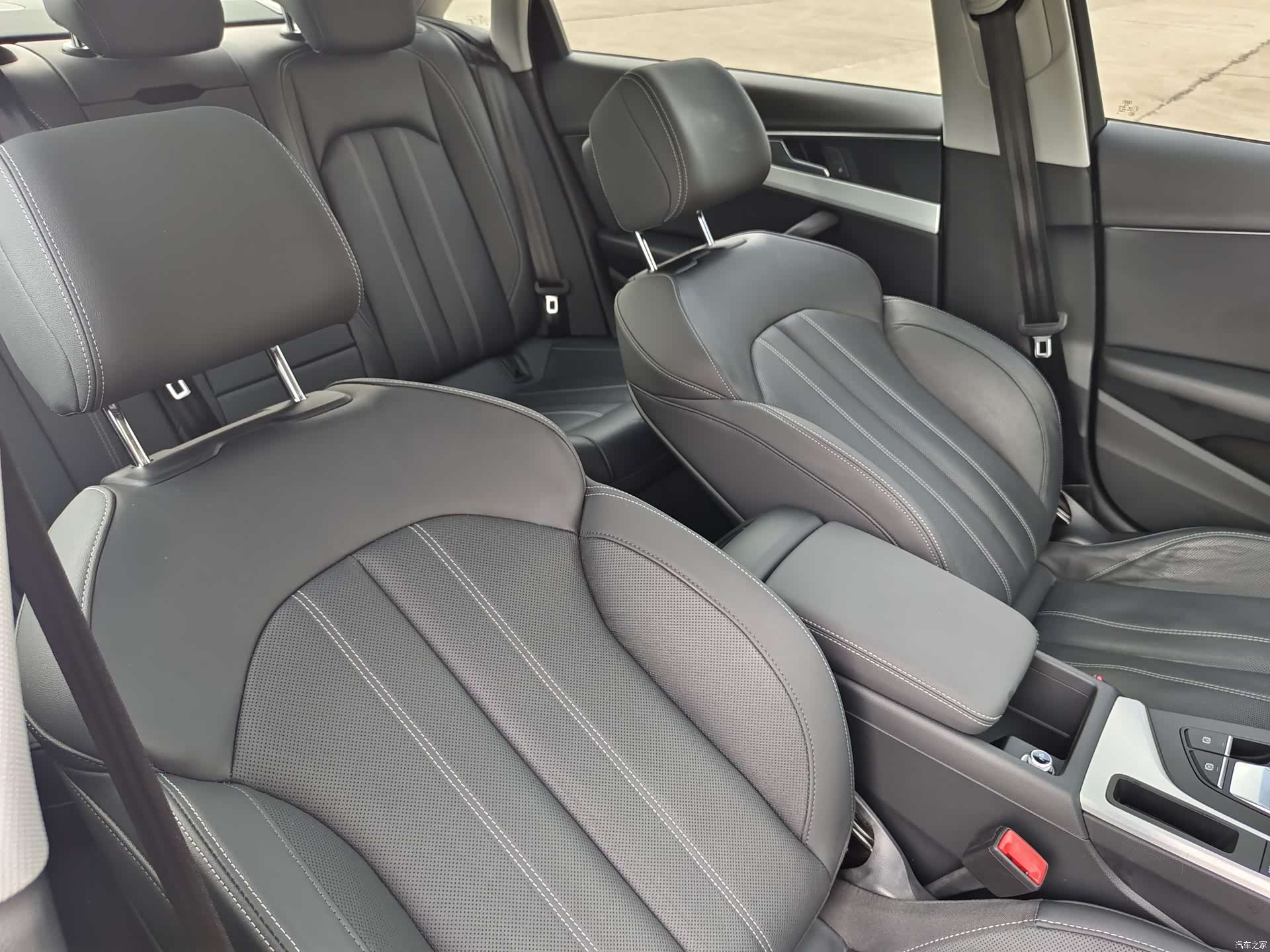 Audi A4L, 2020 14