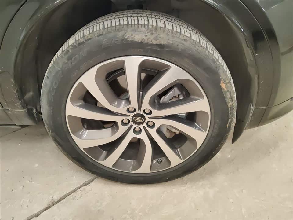 Land Rover Discover sports