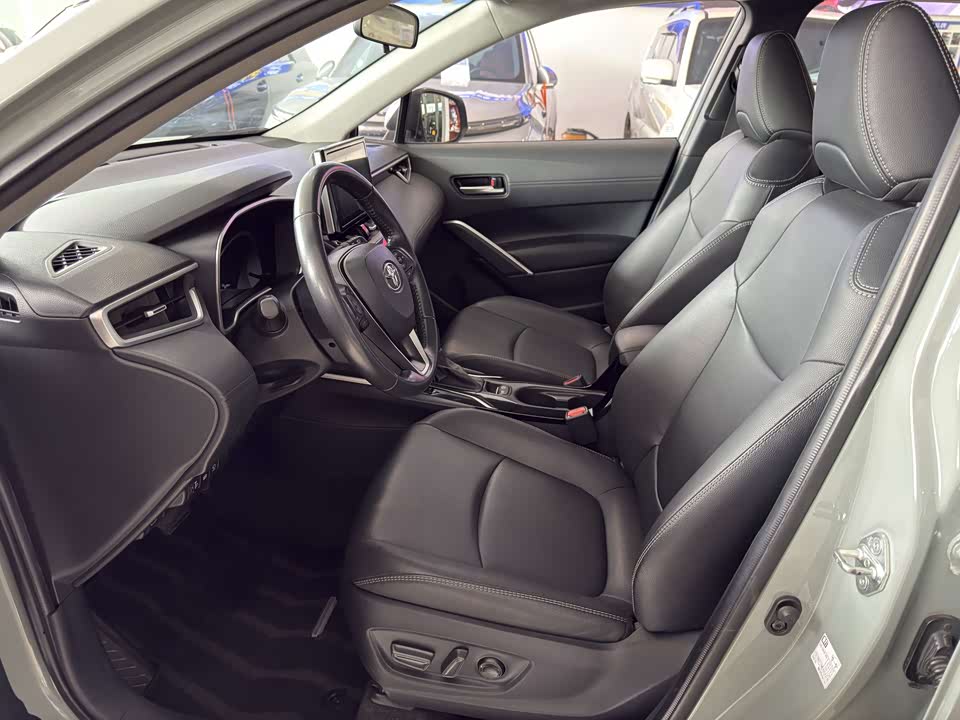 Toyota Corolla Sharp amplifier