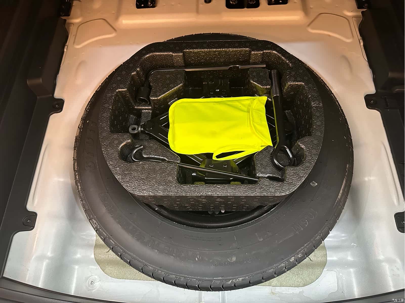 Kia KX3, 2021 10