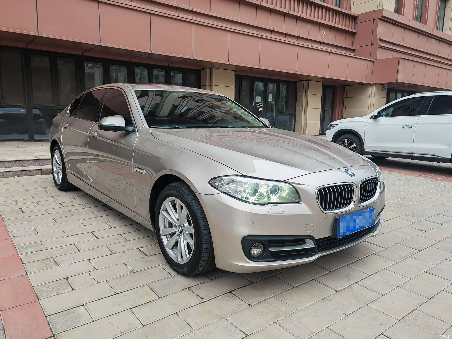 BMW 5 Series, 2017 3