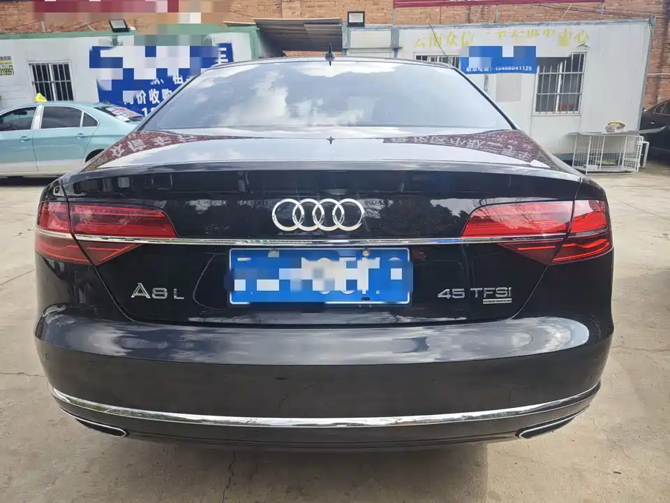 Audi A8