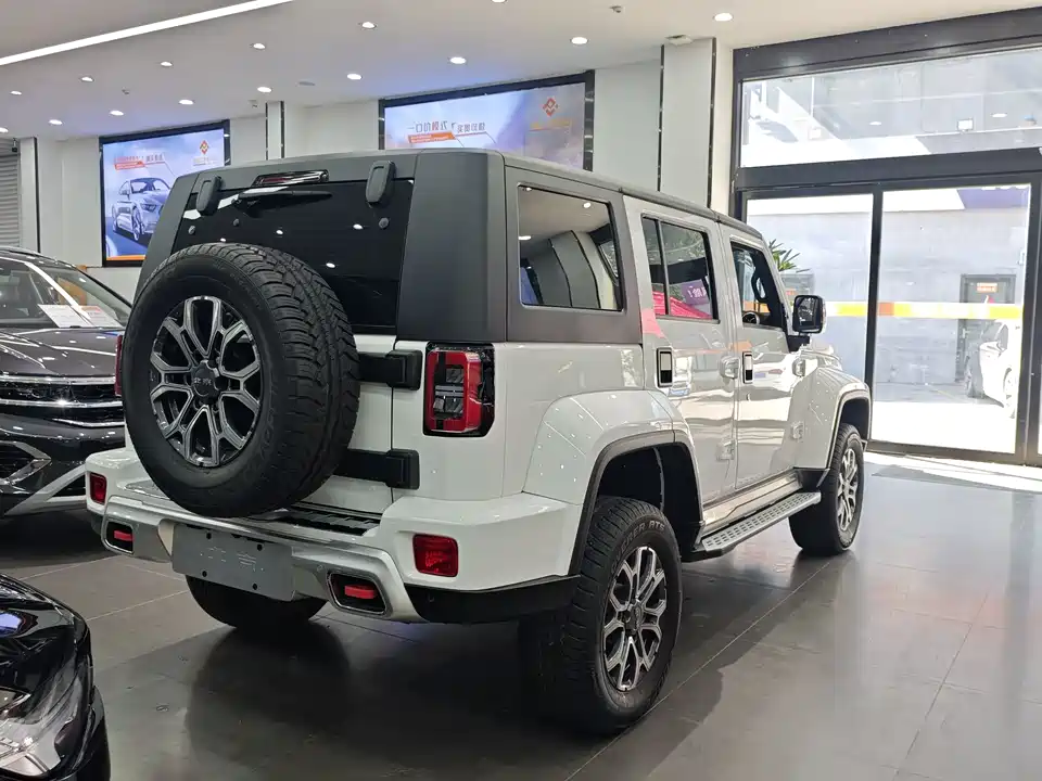 Beijing BJ40