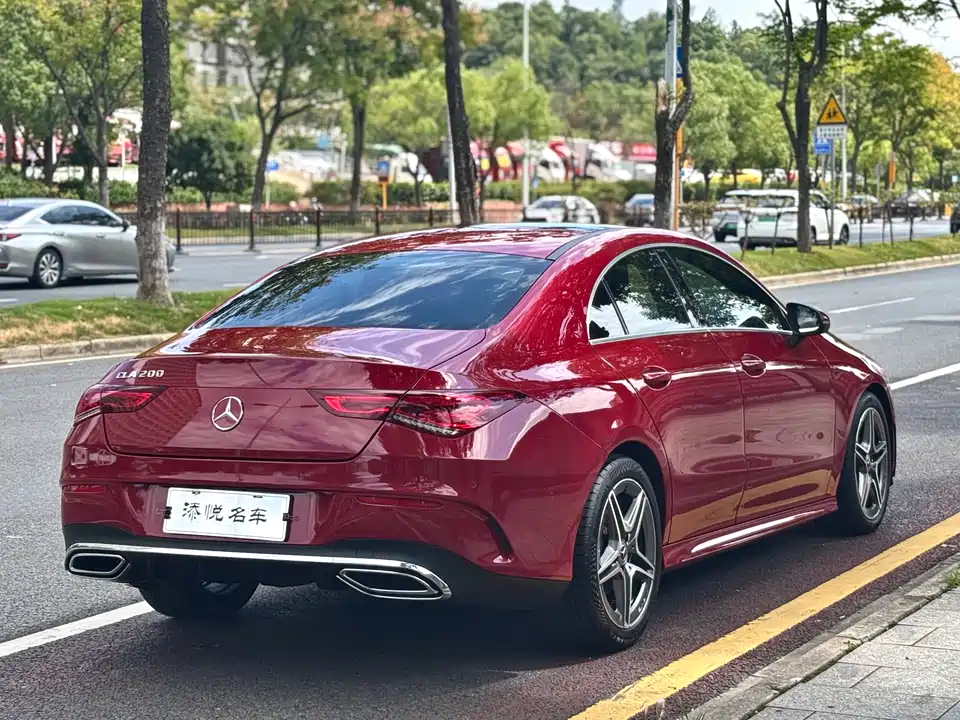 Mercedes-Benz CLA