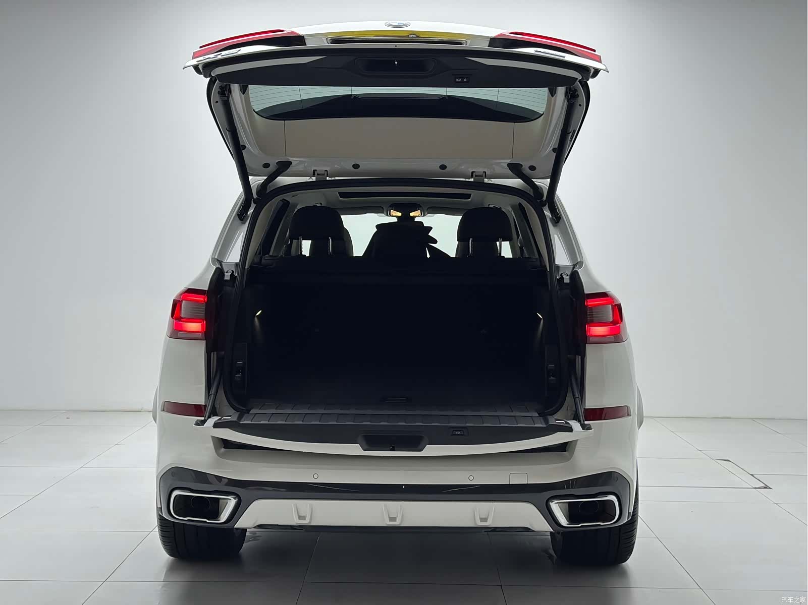 BMW X5, 2023 21