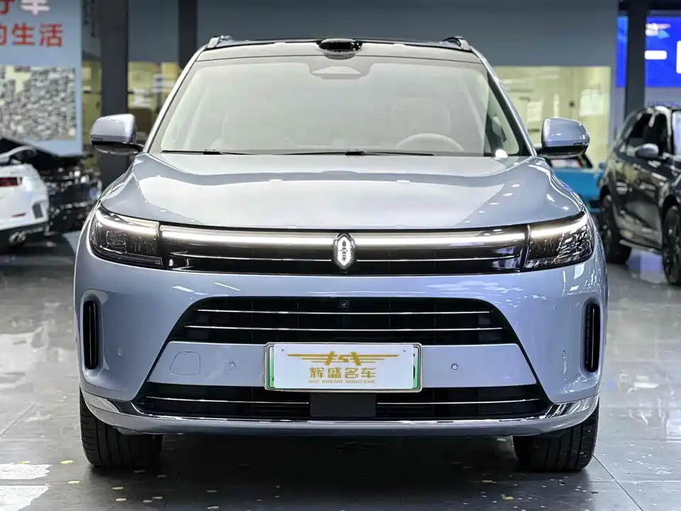 AITO Ask the world M7