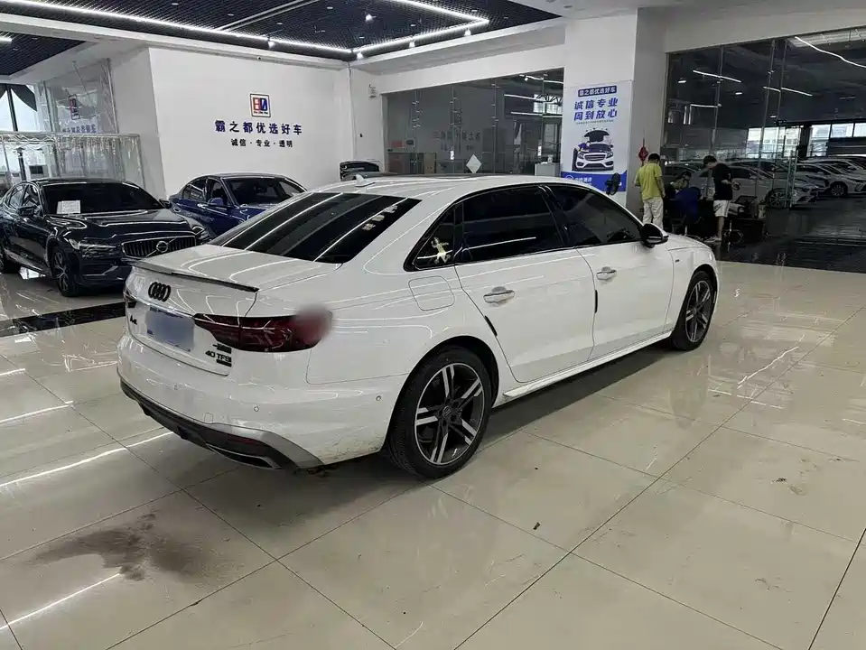 Audi A4L