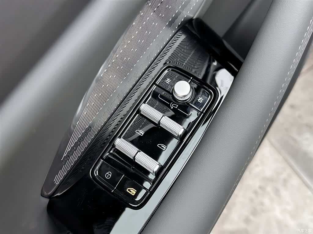 Geely A7, 2025 11