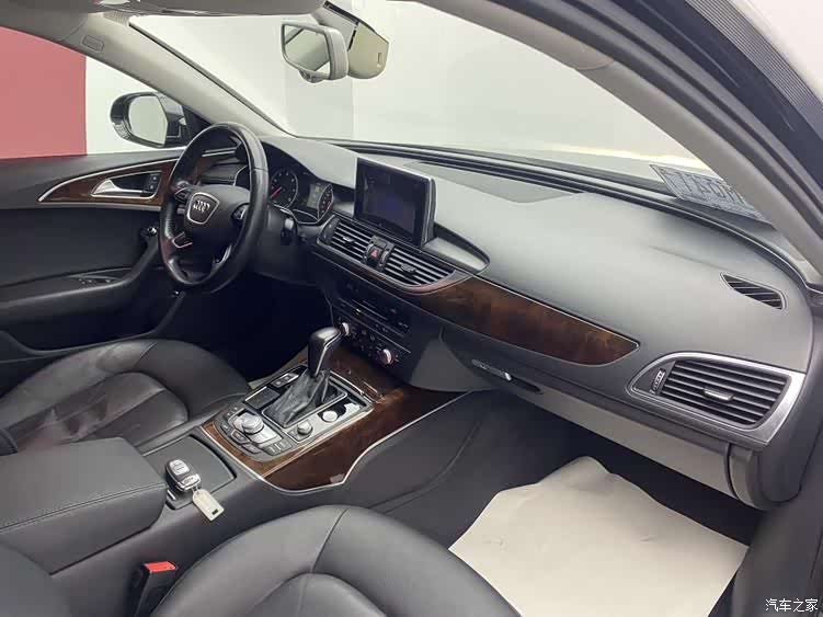 Audi A6L, 2016 13