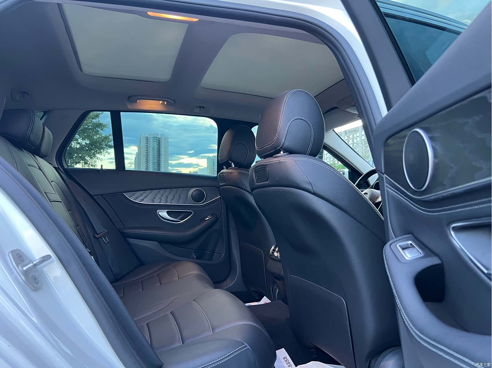 Mercedes-Benz C-Class, 2016 13