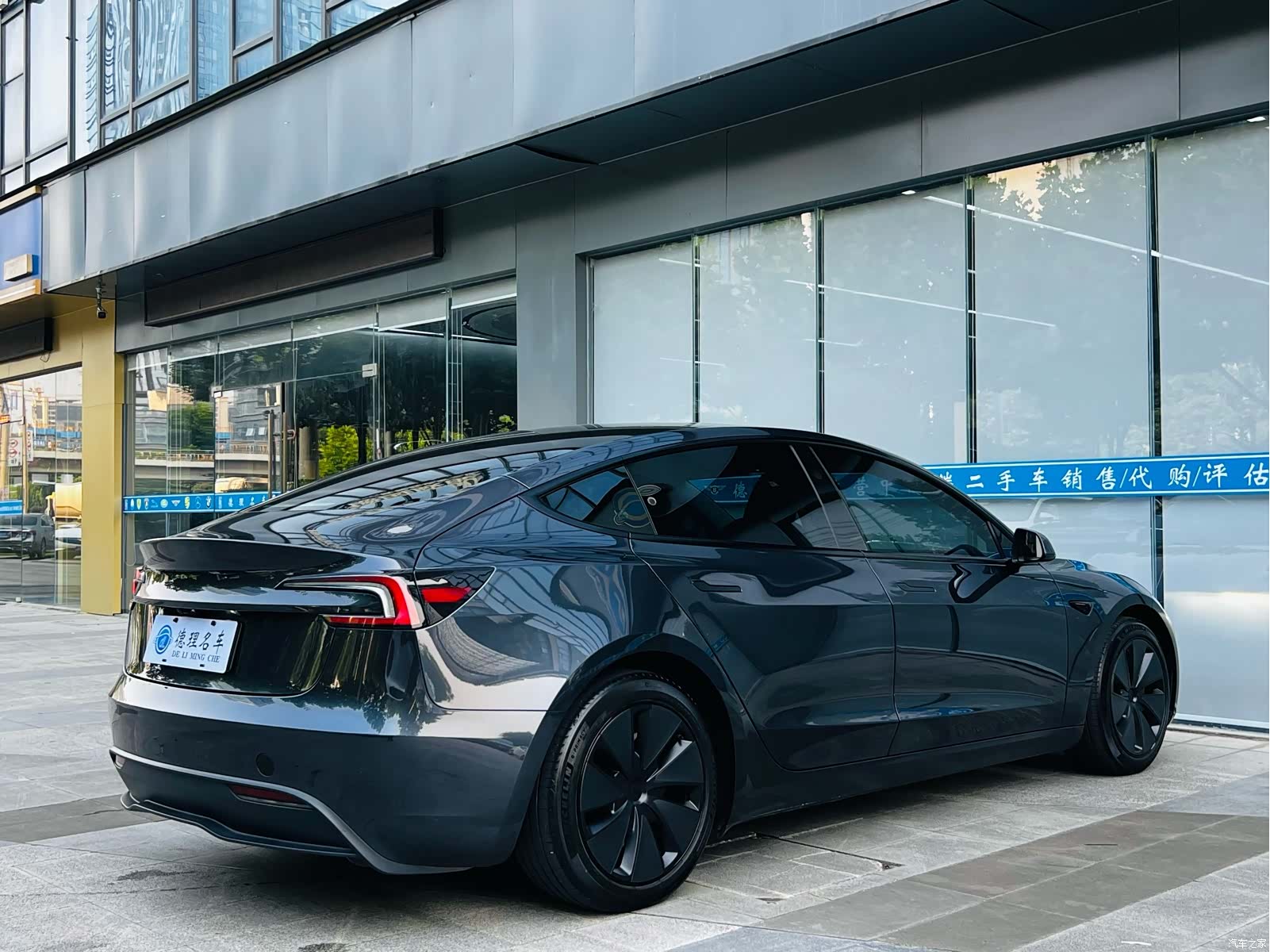 Tesla Model 3, 2024 13