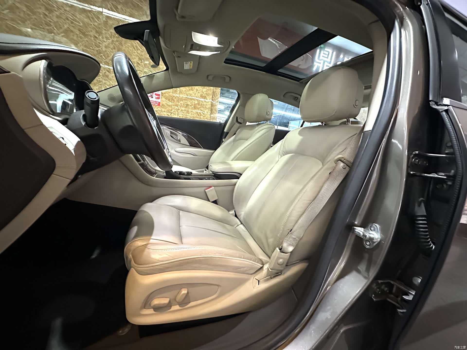 Buick LaCrosse, 2016 15