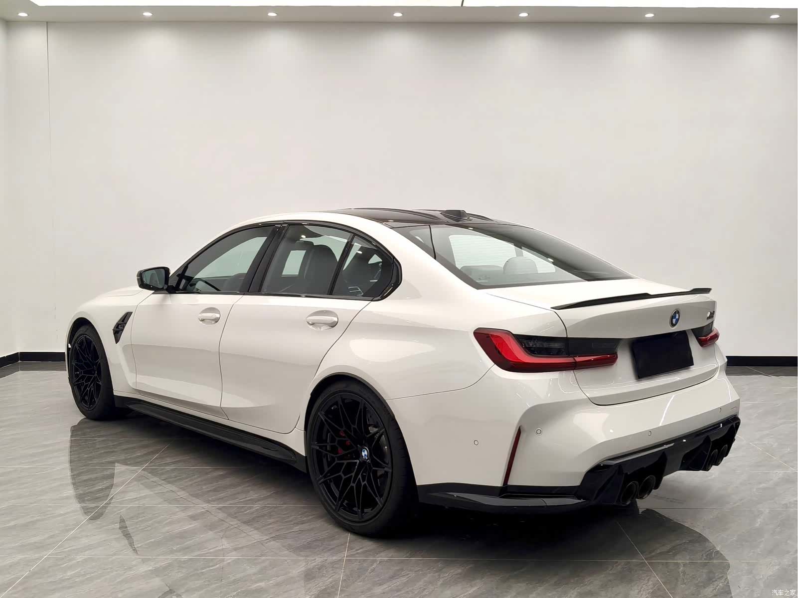 BMW M3, 2026 7