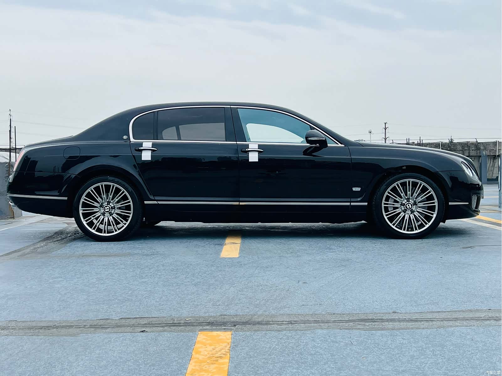 Bentley Flying Spur, 2013 4