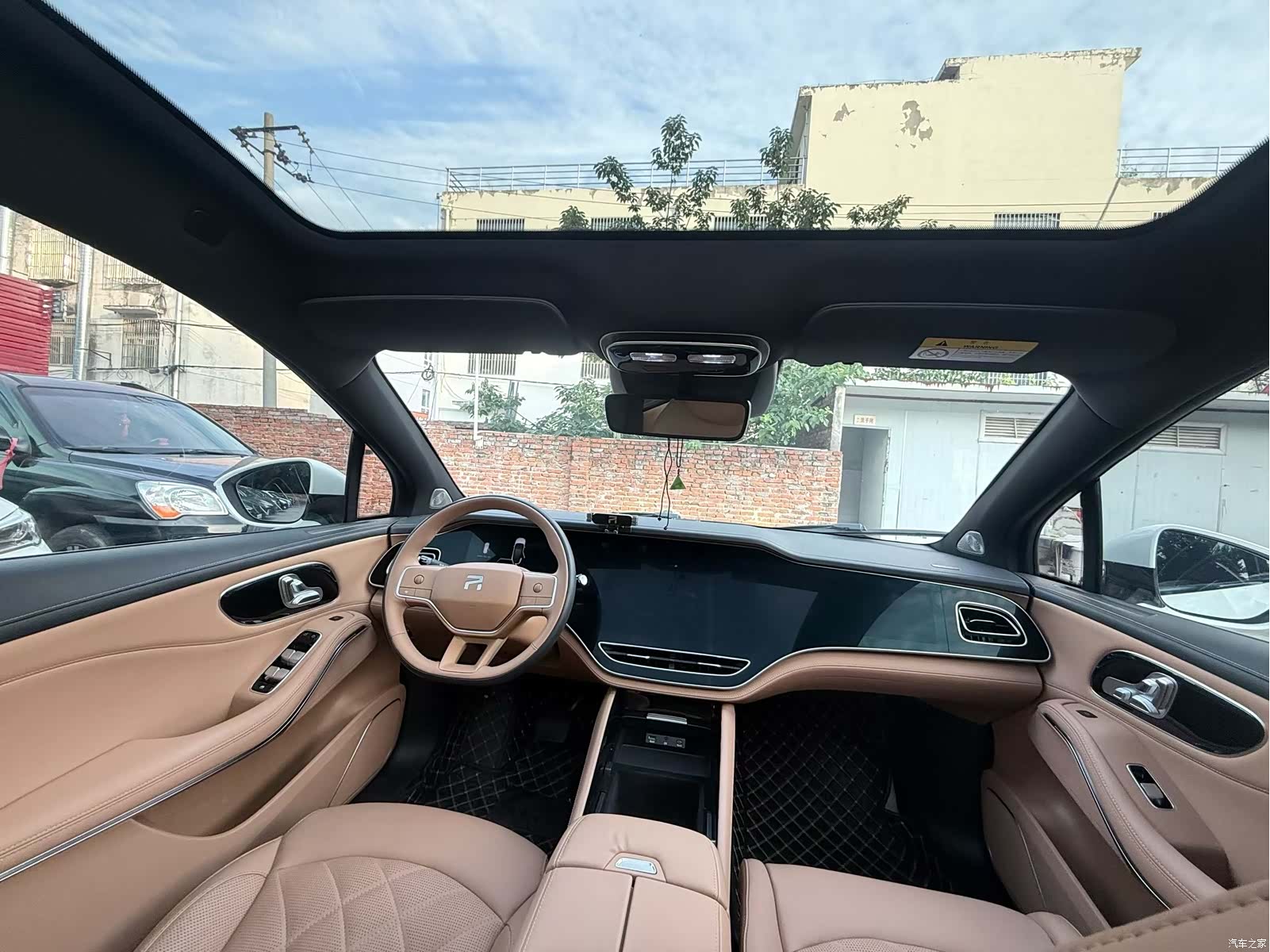 Rising Auto R7, 2024 6