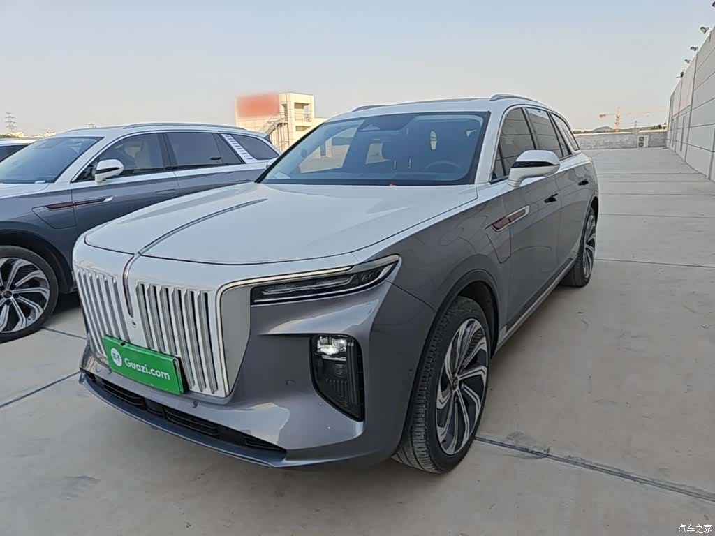 Hongqi E-HS9, 2023 2