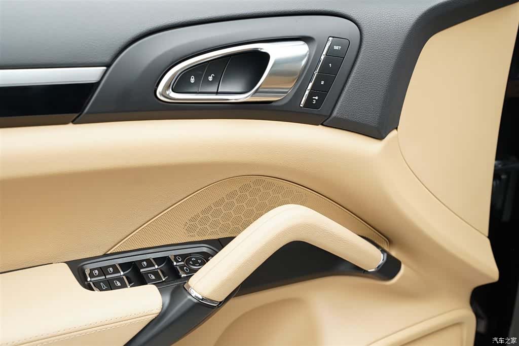 Porsche Cayenne, 2014 10