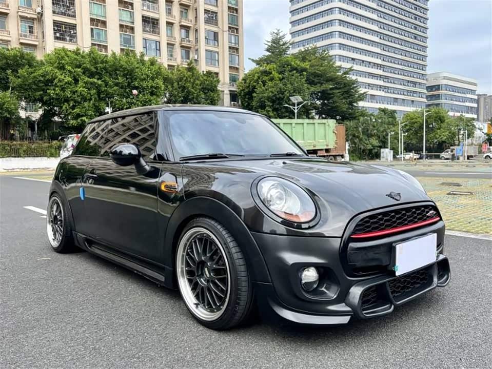 MINI MINI