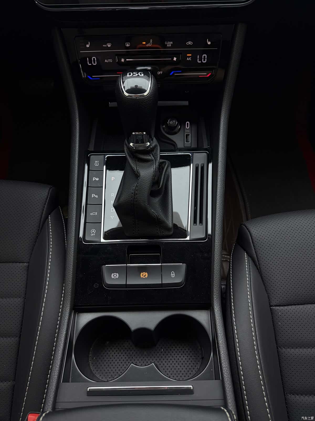 Skoda Superb, 2023 12