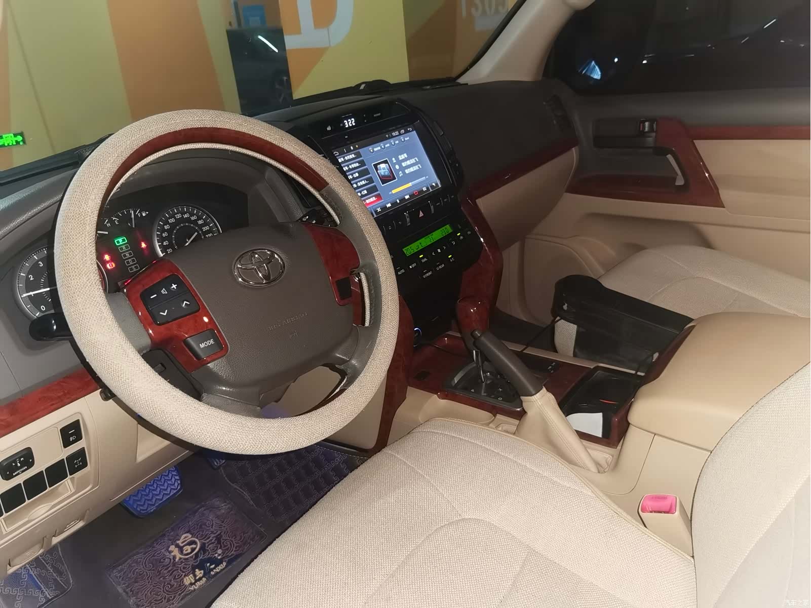 Toyota Land Cruiser, 2015 2