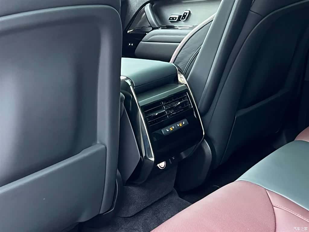 Land Rover Range Rover, 2023 25