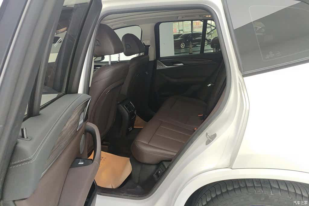 BMW X3, 2022 11