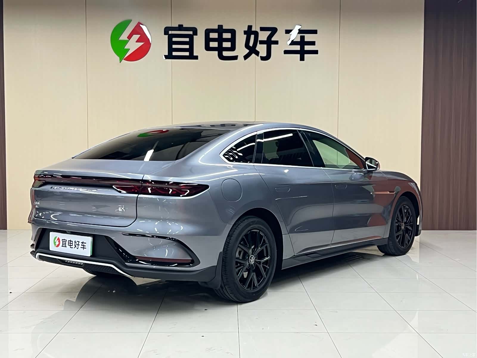 BYD Han, 2024 все фото