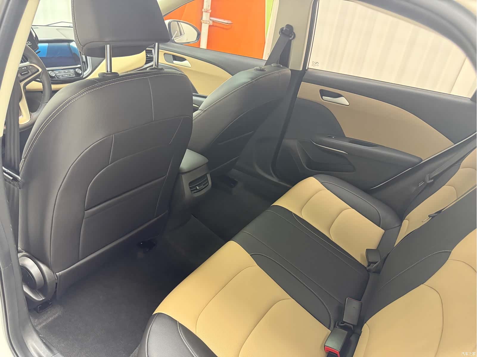 Chevrolet 320, 2022 14