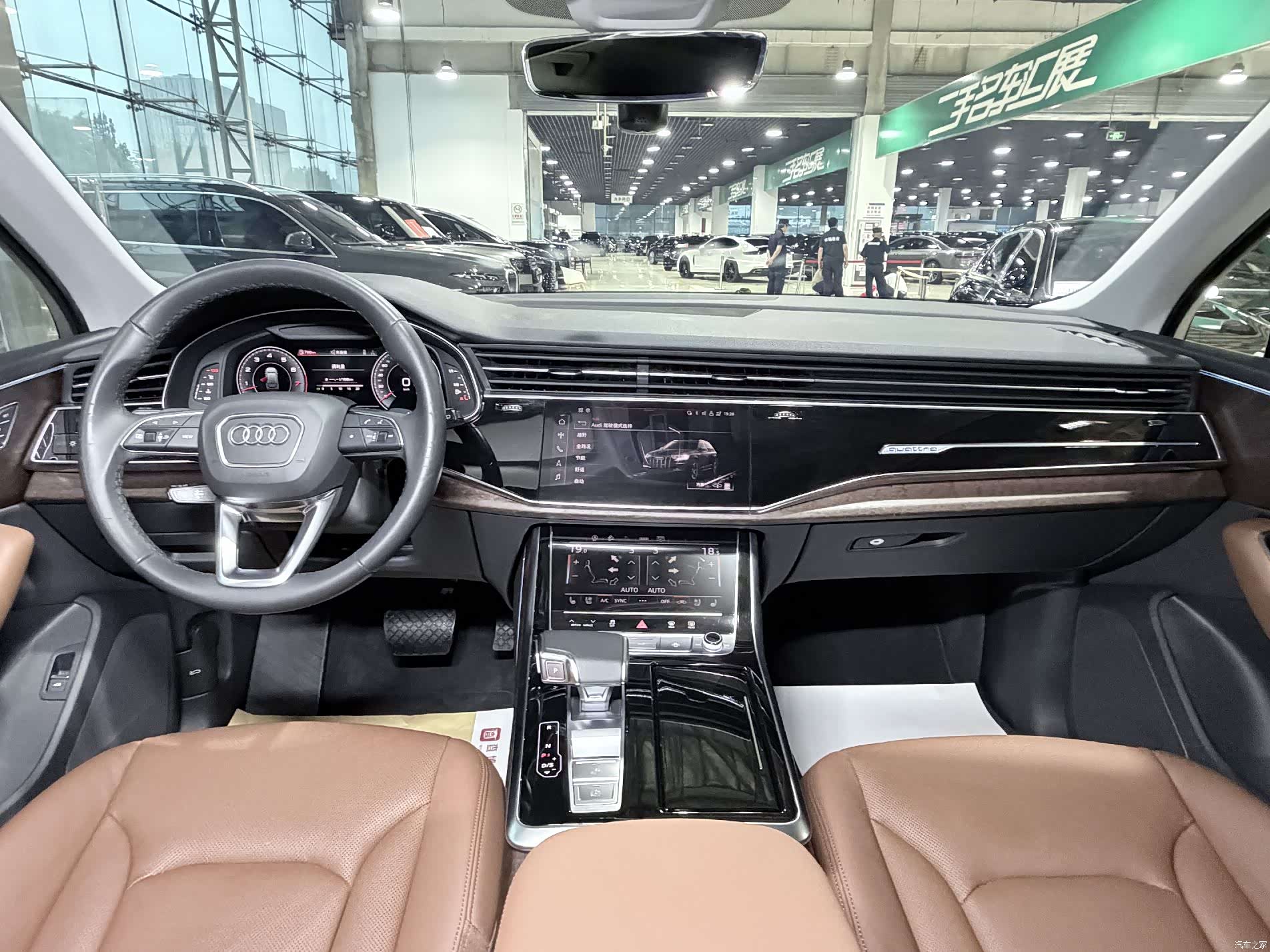 Audi Q7, 2021 11