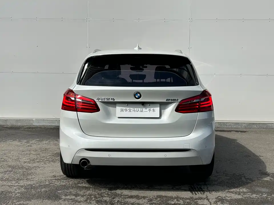 BMW 2 series station wagon