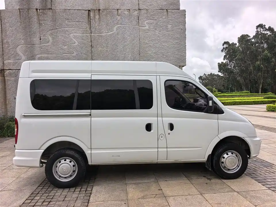 MAXUS Xintu V80