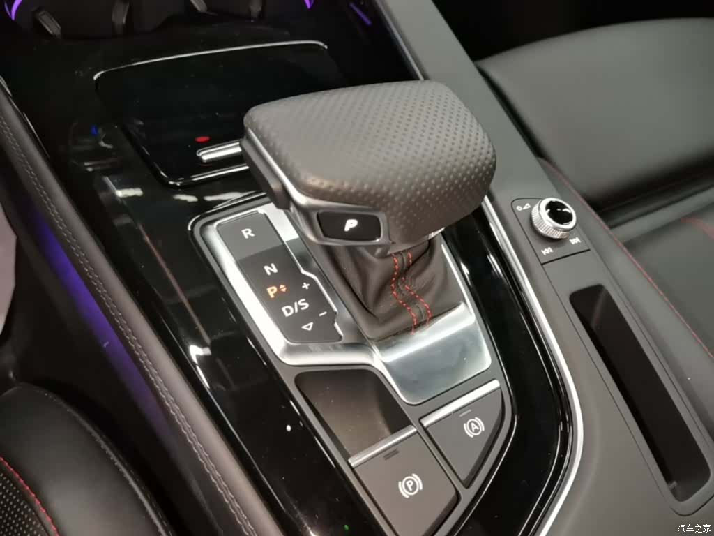 Audi A4L, 2026 14