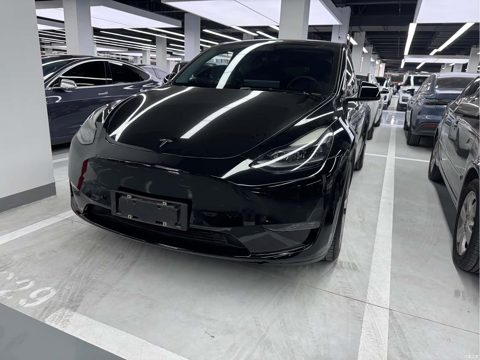 Tesla Model Y, 2021 1