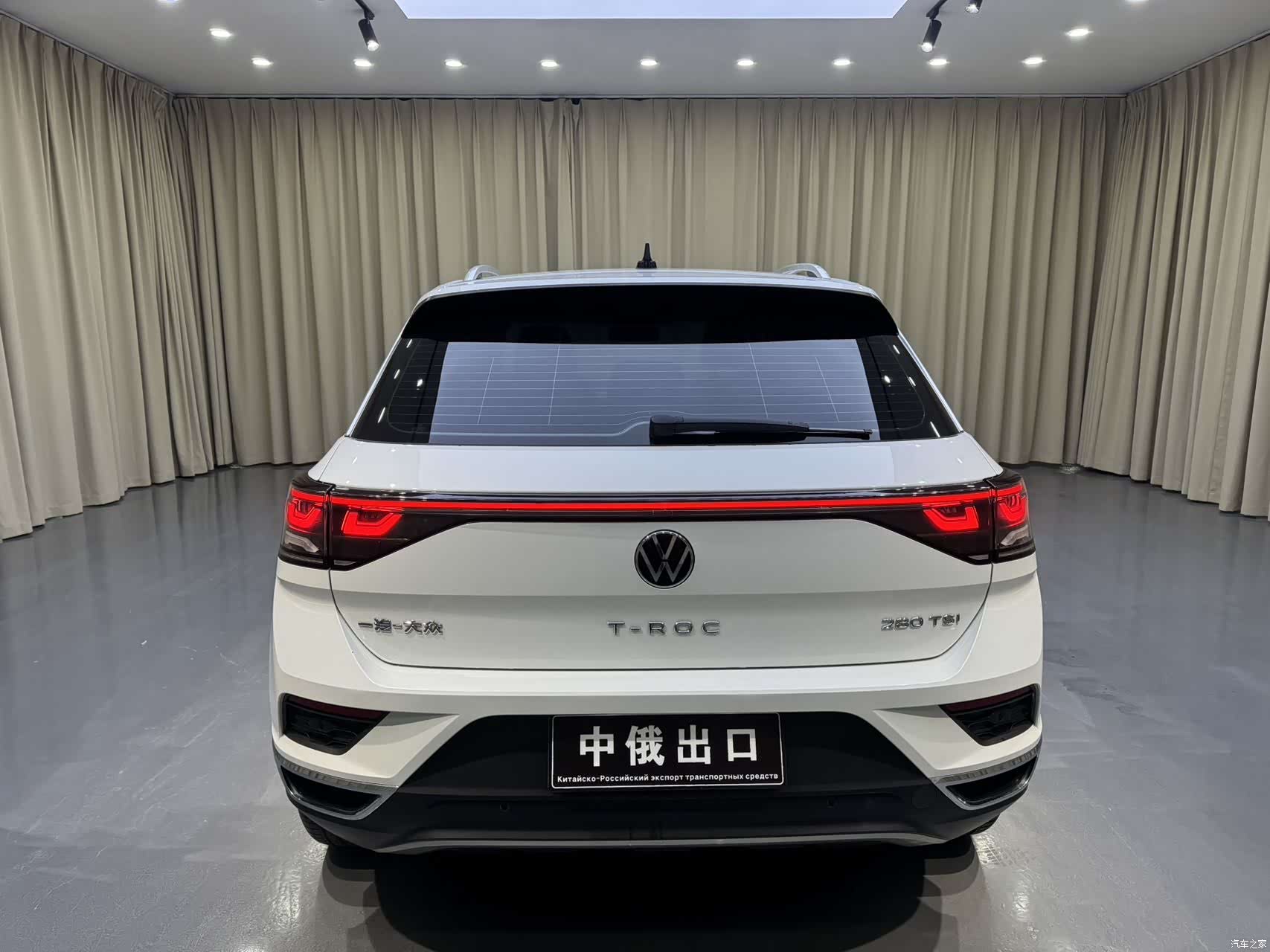 Volkswagen T-ROC, 2023 все фото