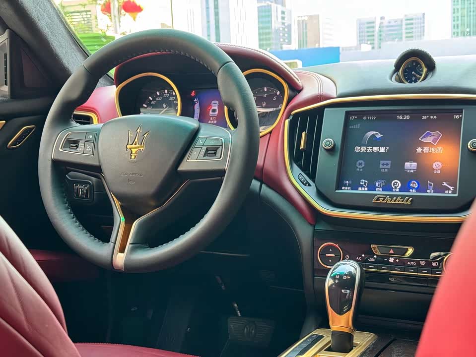 Maserati Ghibli Maserati Ghibli