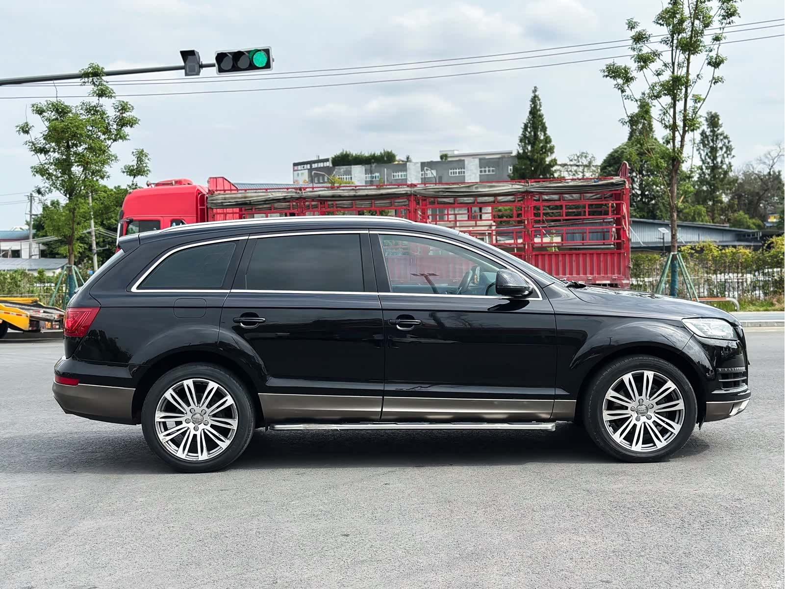 Audi Q7, 2012 4