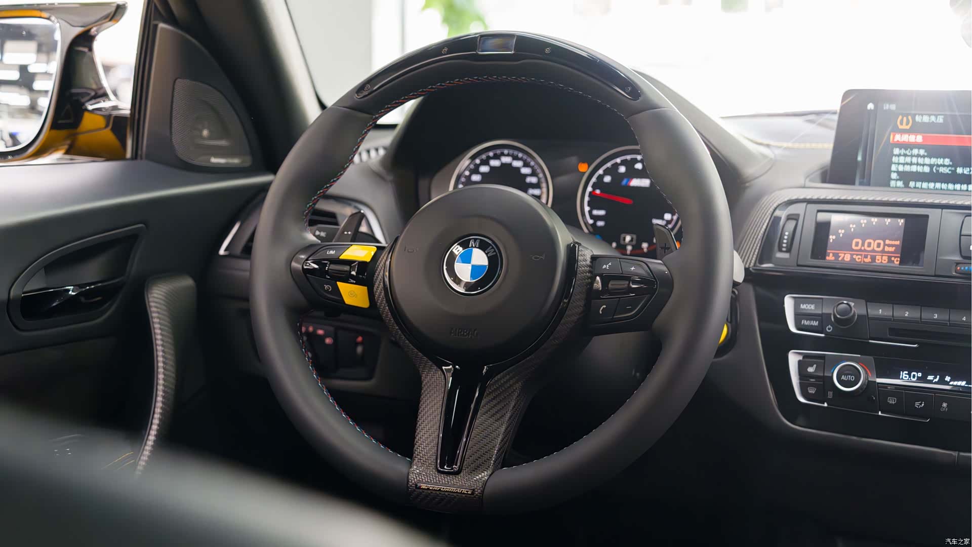 BMW M2, 2019 все фото