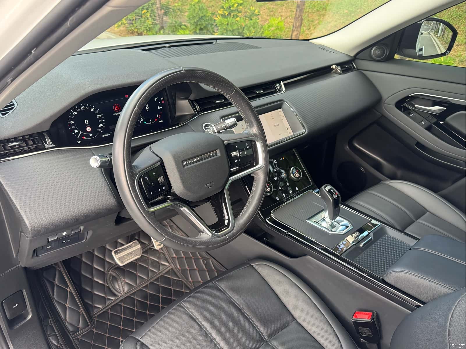 Land Rover Range Rover, 2022 15