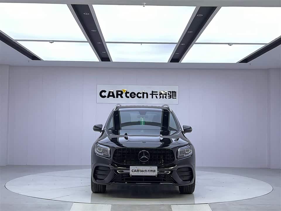 Mercedes-Benz GLB Mercedes-Benz GLB