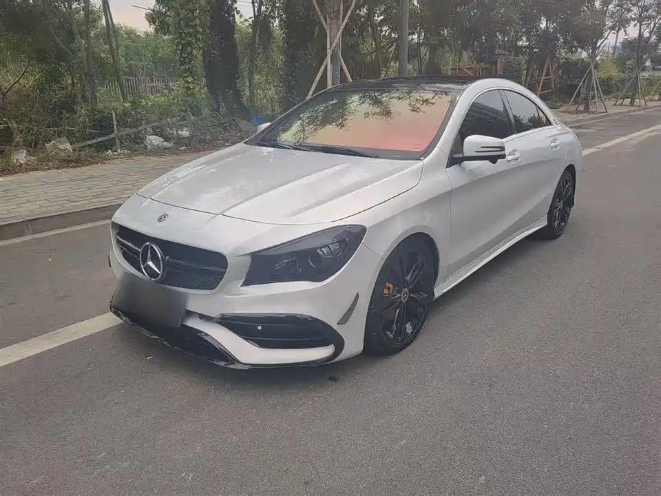Mercedes-Benz CLA