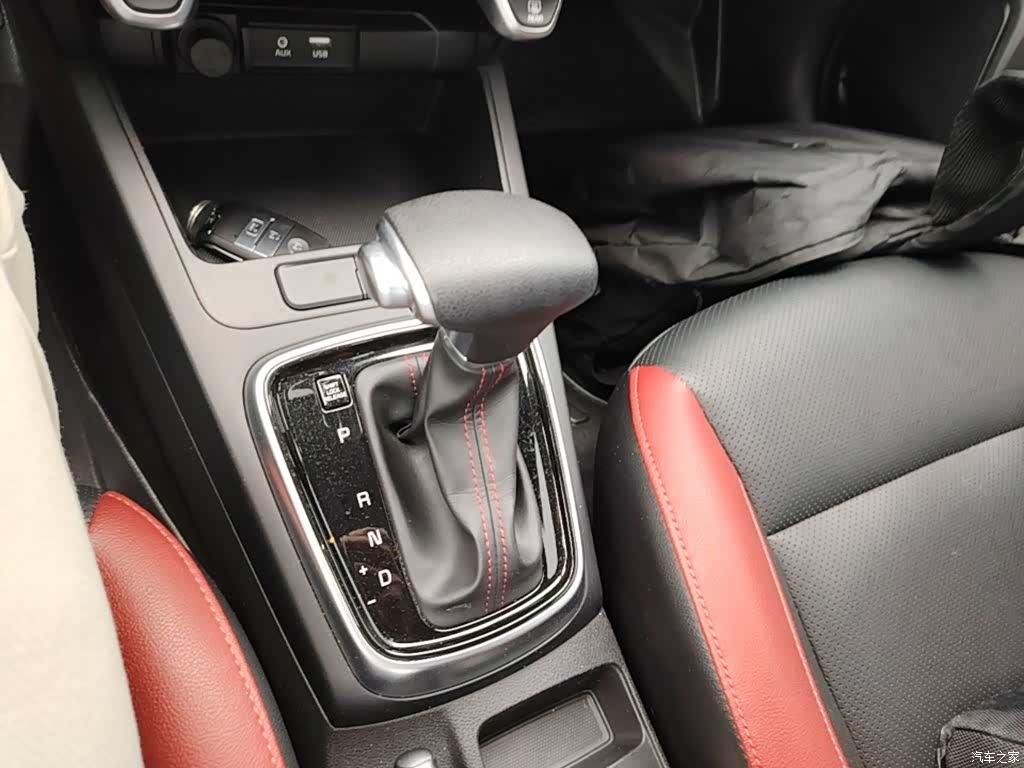 Kia KX, 2018 10