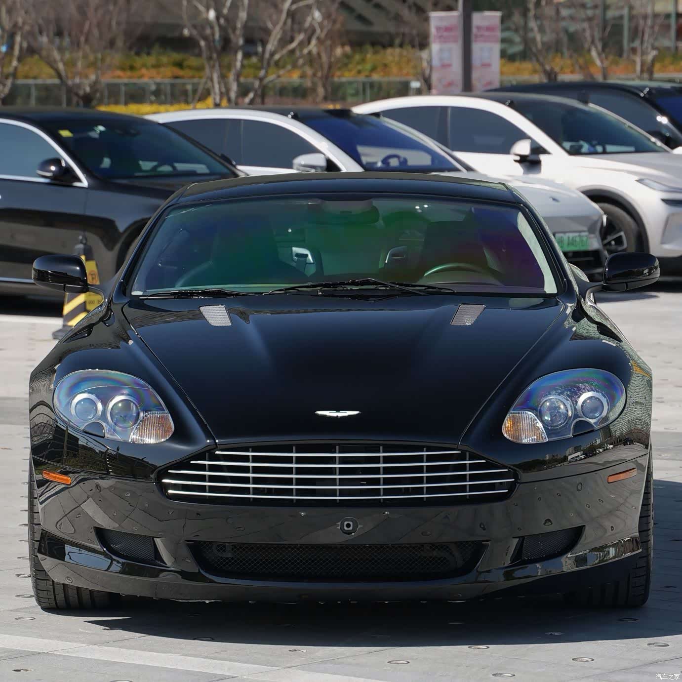 Aston Martin DB9, 2009 2