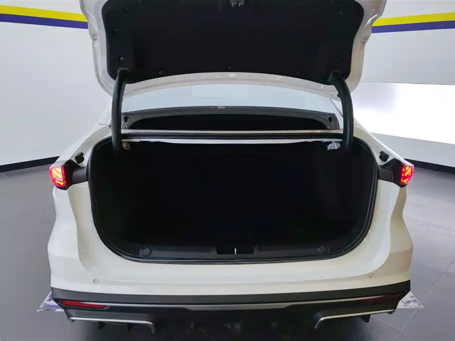 Geely Galaxy Galaxy L6