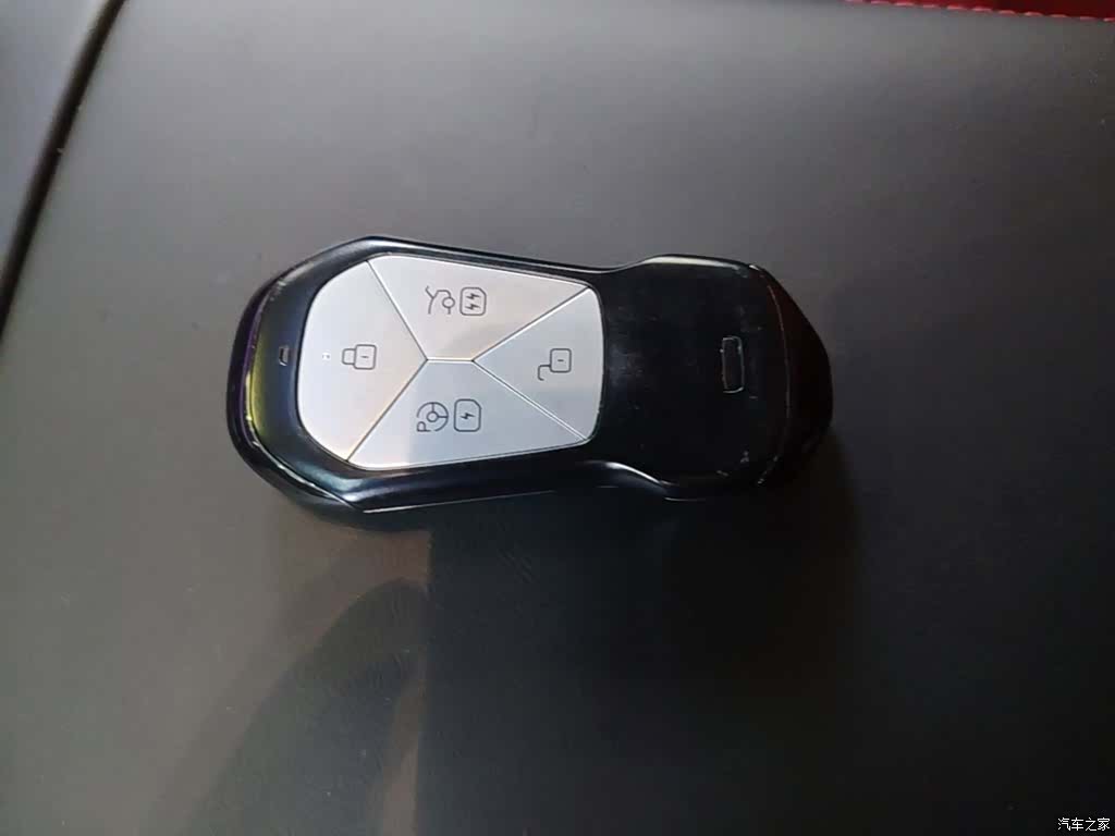 Xpeng P7, 2023 9