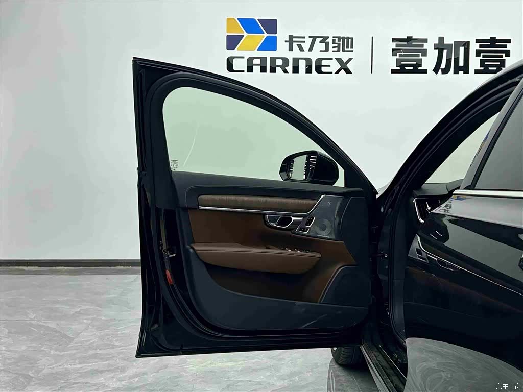 Volvo S90, 2024 все фото